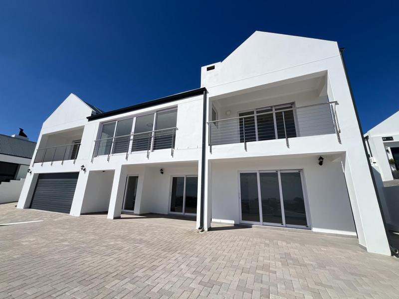 4 Bedroom Property for Sale in Da Gama Bay Western Cape